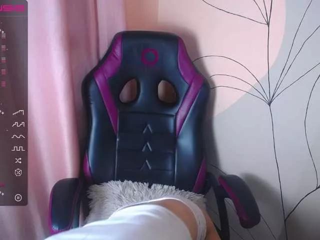 Aby-Rosse on BongaCams