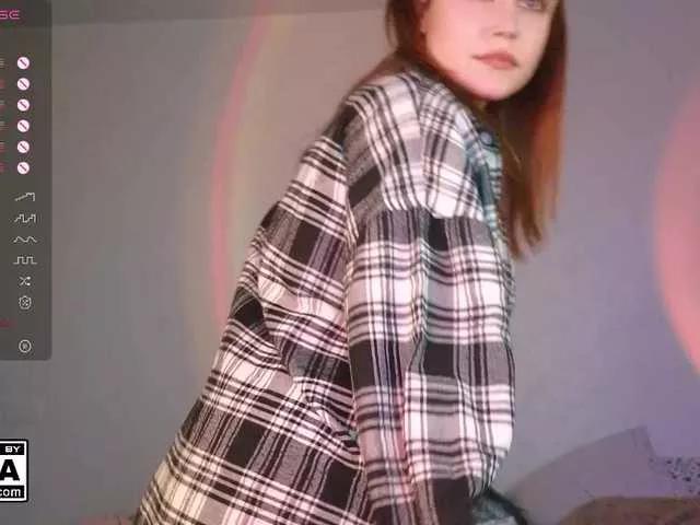 AliceWyliee from BongaCams