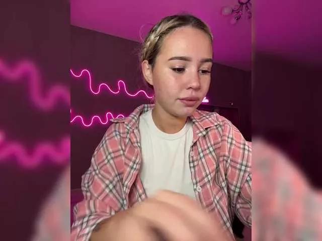 Try hot model AmyGlad AmyGlad from BongaCams