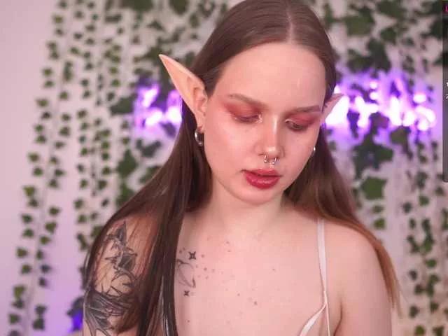 Amylittlestarrr on BongaCams 