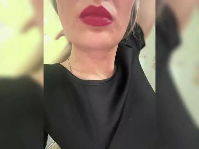 Angelanddevil777 from BongaCams