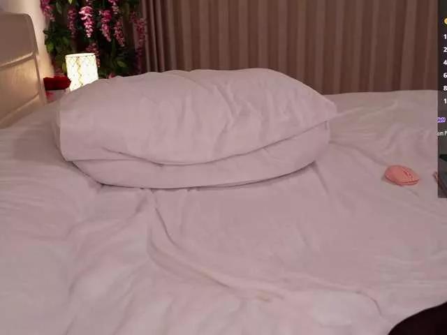 Watch BongaCams's BabyEllen BabyEllen from BongaCams