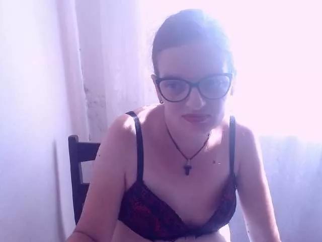 bellaro on BongaCams 