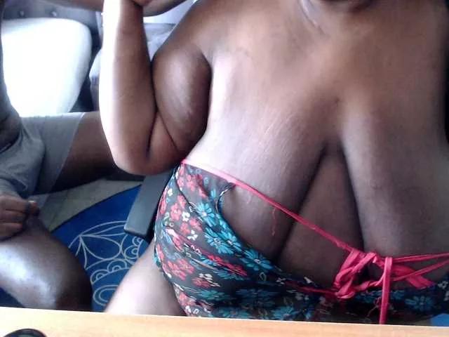 bigboobscoupls from BongaCams