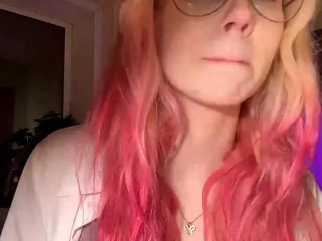 CarenPoellnitz from BongaCams