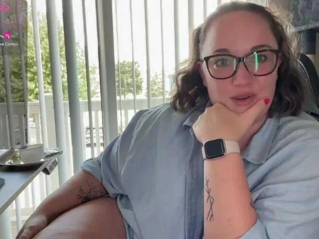 Cumonmeemma on BongaCams 