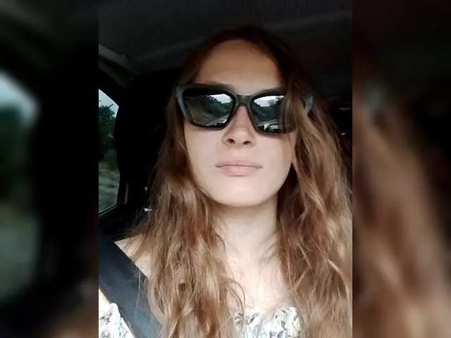 cutemilana-sexwife from BongaCams