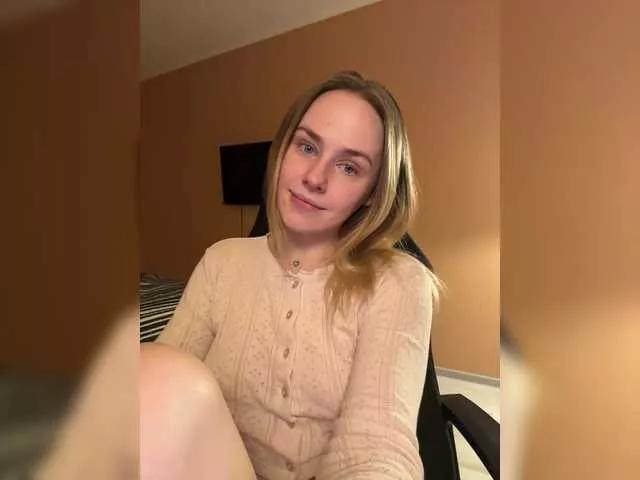 Cute elegantbabe from BongaCams elegantbabe from BongaCams