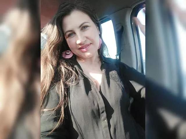 ElegantLady00 on BongaCams 