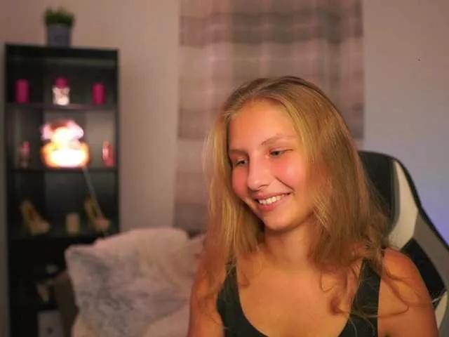 Watch Emmiemurray, she wants to masturbate for you emmiemurray from BongaCams