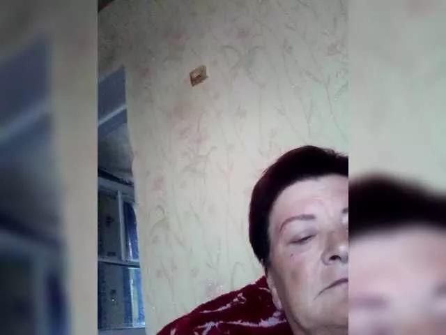 Empresswoman from BongaCams