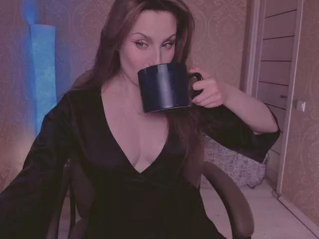 Esmeerrr on BongaCams