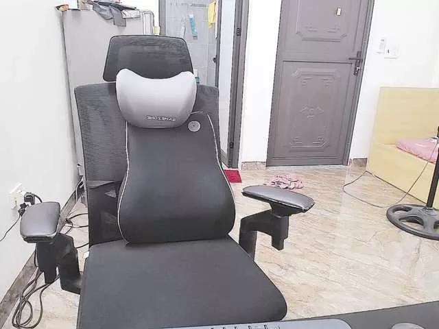 Hana099 from BongaCams