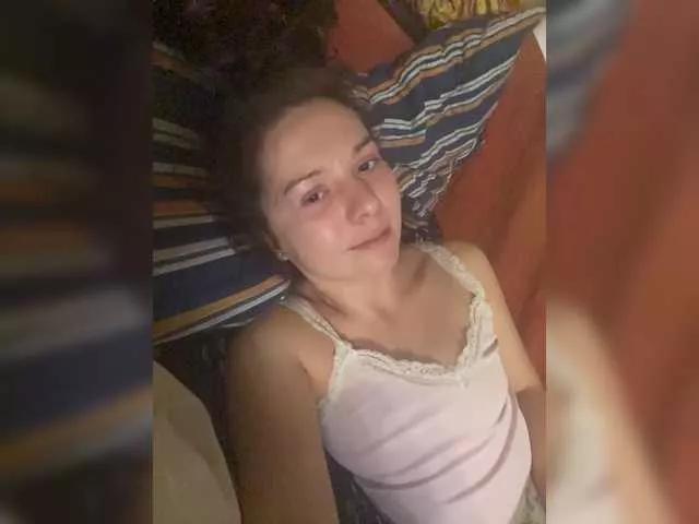 HelgaLeo from BongaCams