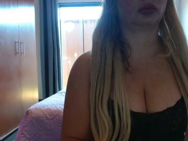 Masturbate to Jussara-Milf, she wants to masturbate for you Jussara-Milf from BongaCams