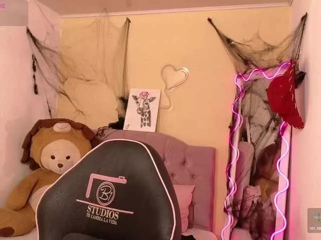 KISSI-TAY from BongaCams