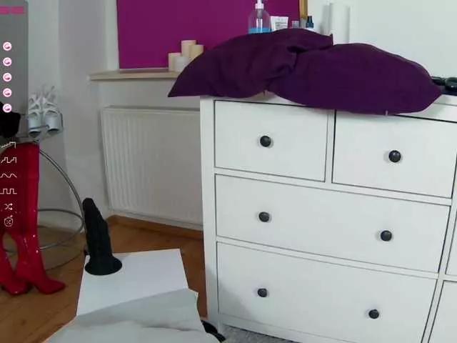 latinadaily on BongaCams 