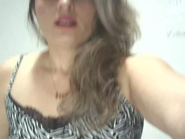 BongaCams Lionessmom lionessmom from BongaCams