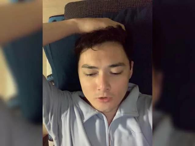 Lorenzo-loo on BongaCams 