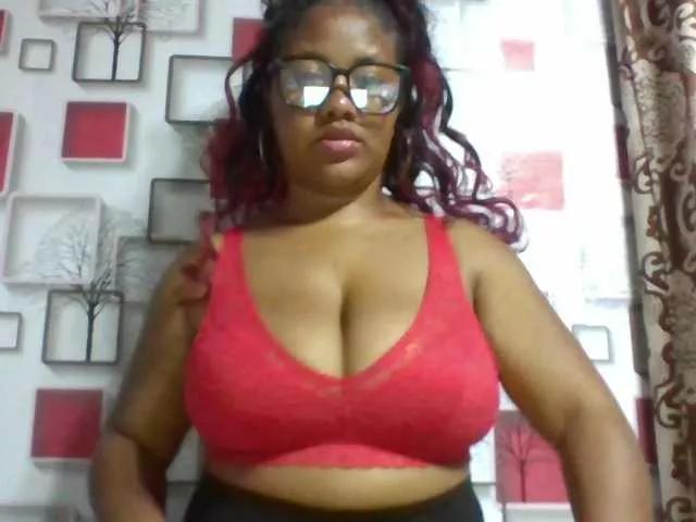 Join 19 years old LyahGold from BongaCams LyahGold from BongaCams