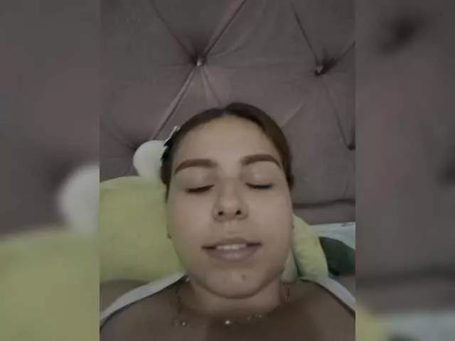 Maca-Stone on BongaCams 