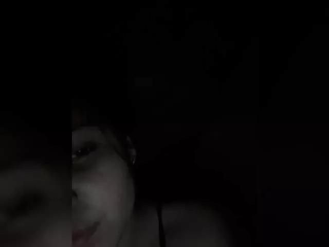 Maca-Stone on BongaCams 