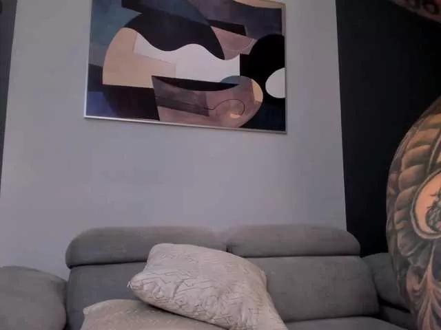 Masturbate to MadisonKane, she wants to masturbate for you MadisonKane from BongaCams