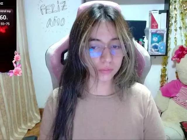 Maggie-Fox on BongaCams 
