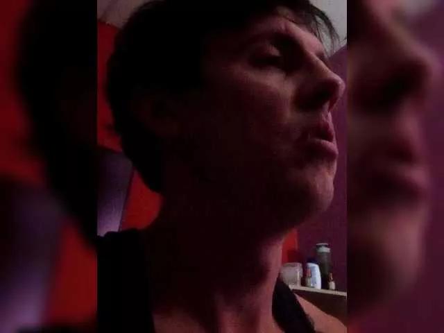 MarkKiraHmel from BongaCams