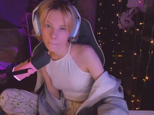 Dirty Marrmariss wants you to fuck her body now Marrmariss from BongaCams