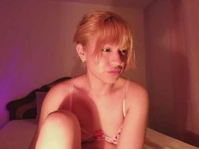 Melyzamek27 from BongaCams