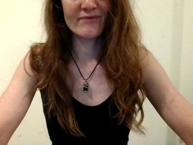 MilfNadia from BongaCams