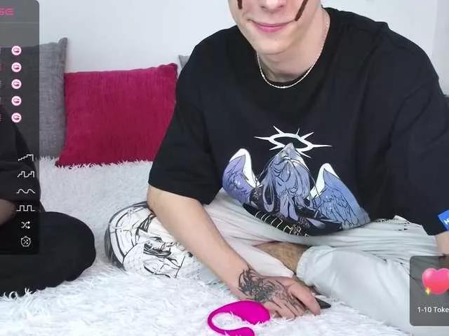 Mirandrew on BongaCams 