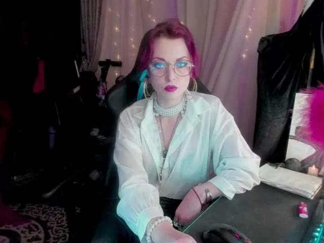 miss-asmodeus from BongaCams