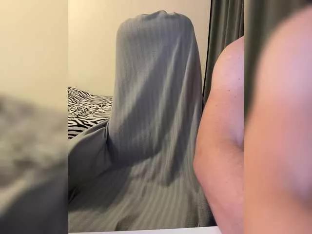 molochnaya000 from BongaCams