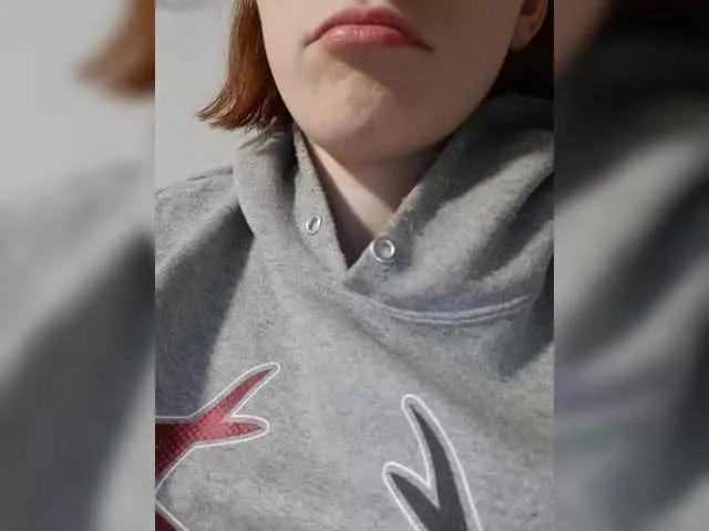 Naked Moonlitmiragea wants you to fuck her body now Moonlitmiragea from BongaCams