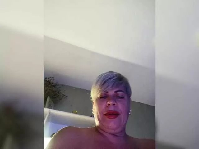 Offline murr-kitty on BongaCams