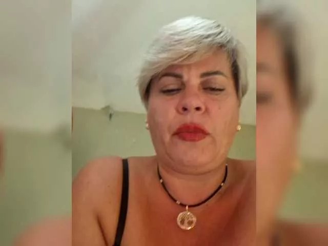 Offline murr-kitty on BongaCams