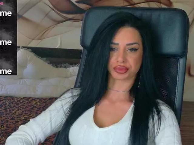 NaomiScarlett from BongaCams