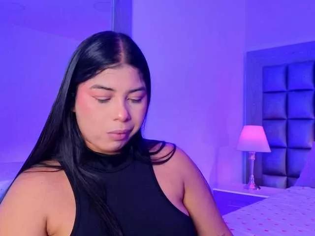 NickyCole from BongaCams