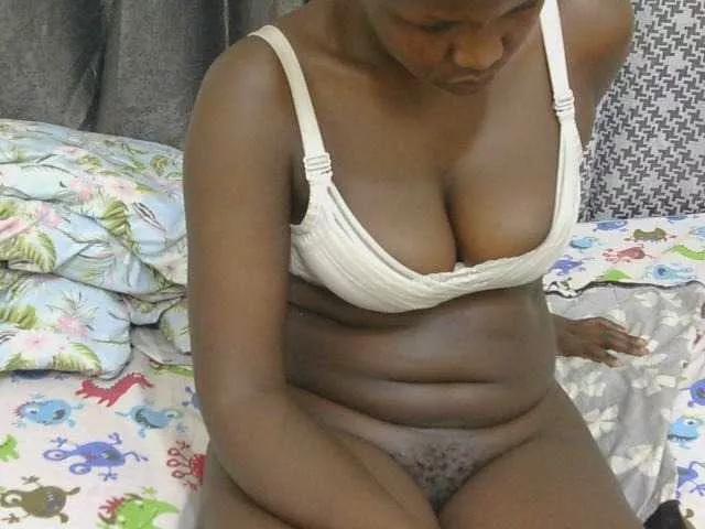 Try BongaCams's Paris-Ess Paris-Ess from BongaCams