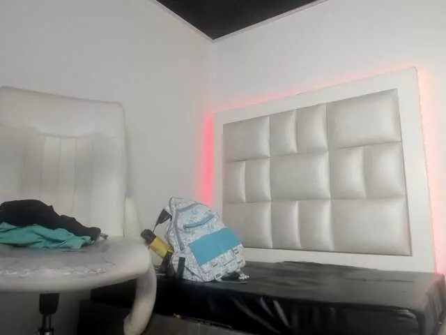 Freechat peyton-wat on BongaCams