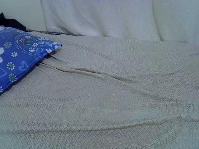 Pinky4 from BongaCams