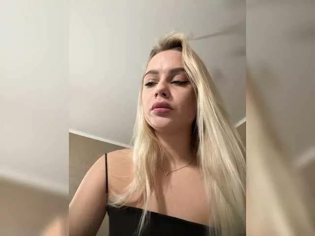 PrettyKatea on BongaCams 