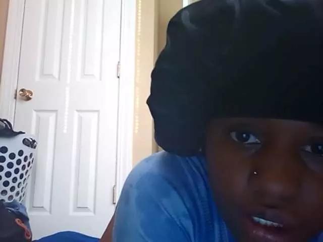 Reneerenee23 on BongaCams