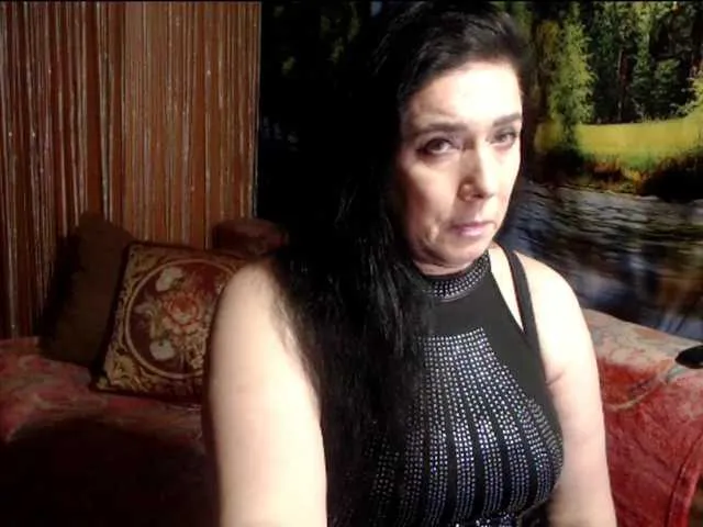 rositasky — Hi, I'm new) Please do not forget to press love, for me it is very important !!!) Today we collect for a hot dance)