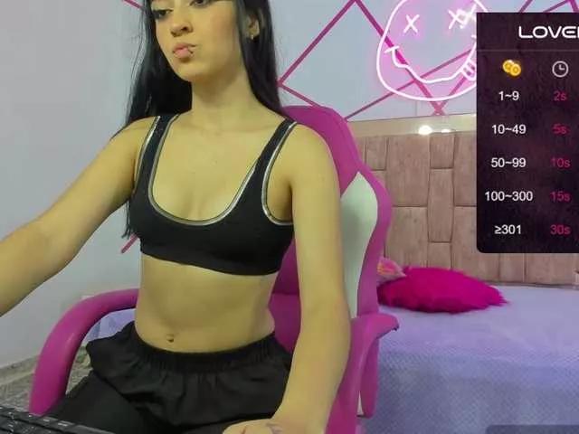 saray-sex04 on BongaCams