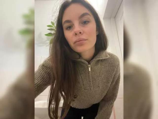 SeLeNaa from BongaCams