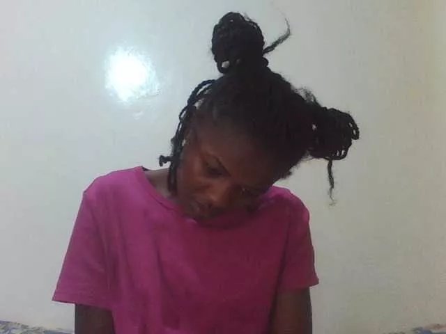 Sexyyvonne from BongaCams