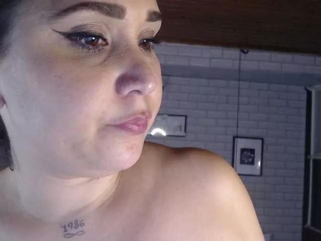 sharon-strom on BongaCams 